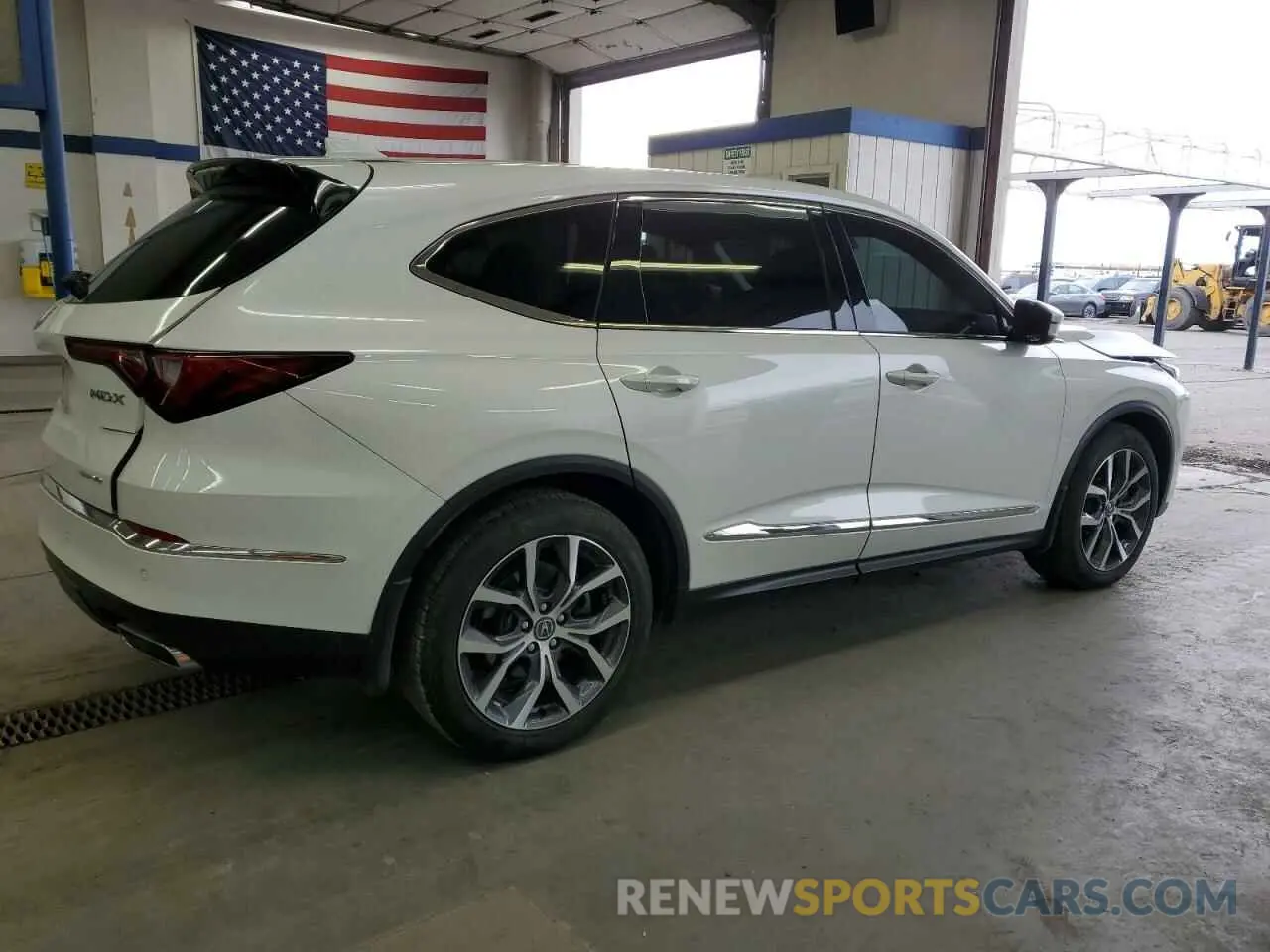 3 Фотография поврежденного автомобиля 5J8YE1H48PL024512 ACURA MDX 2023
