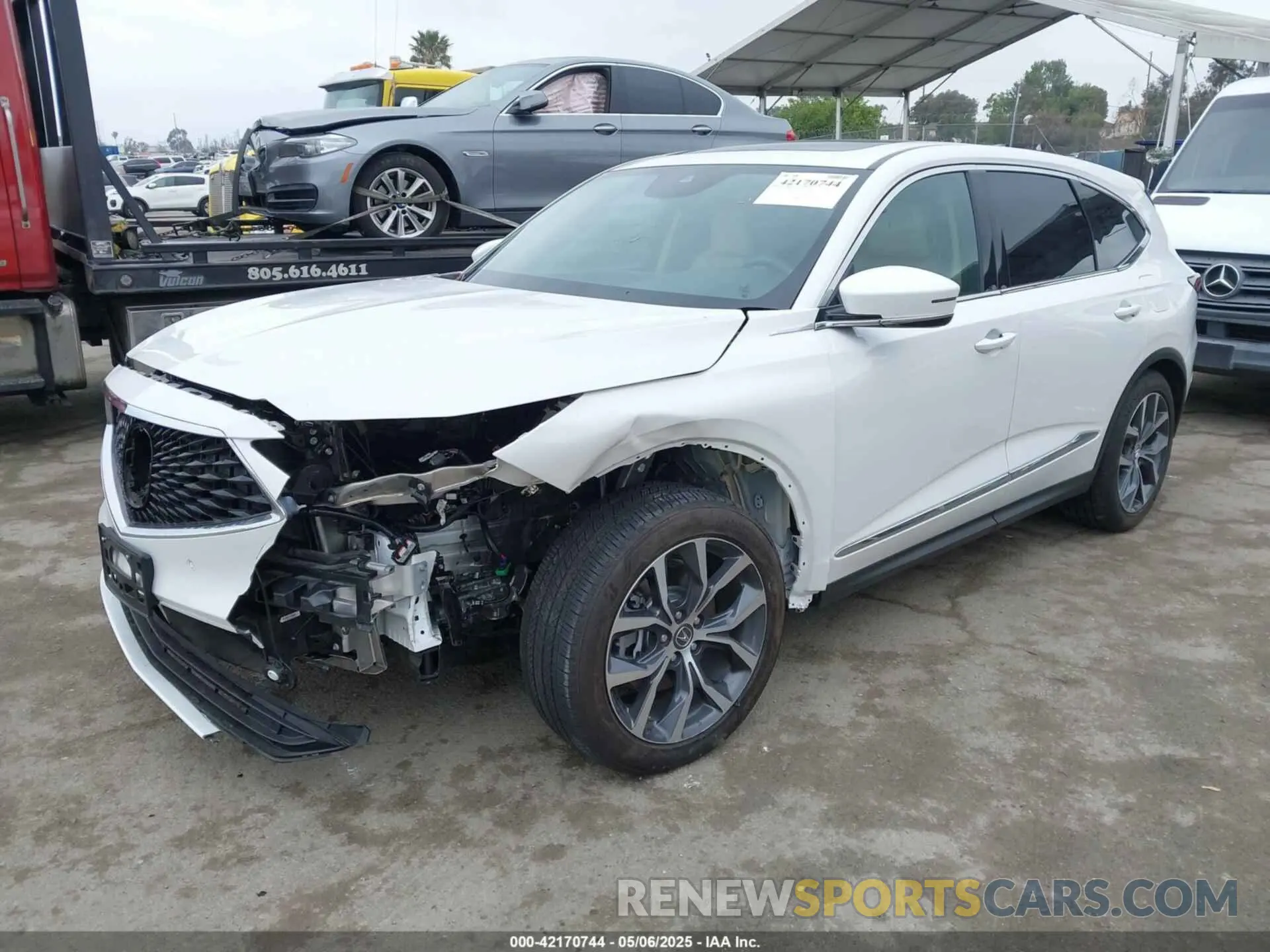 2 Фотография поврежденного автомобиля 5J8YE1H4XPL038945 ACURA MDX 2023
