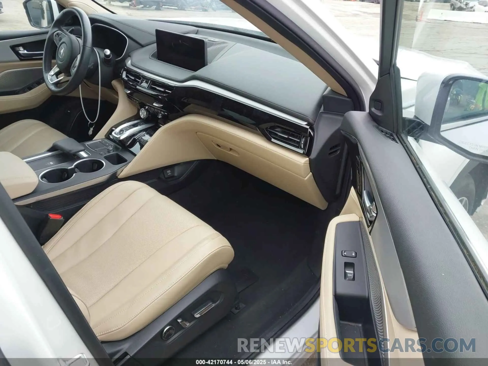 5 Фотография поврежденного автомобиля 5J8YE1H4XPL038945 ACURA MDX 2023