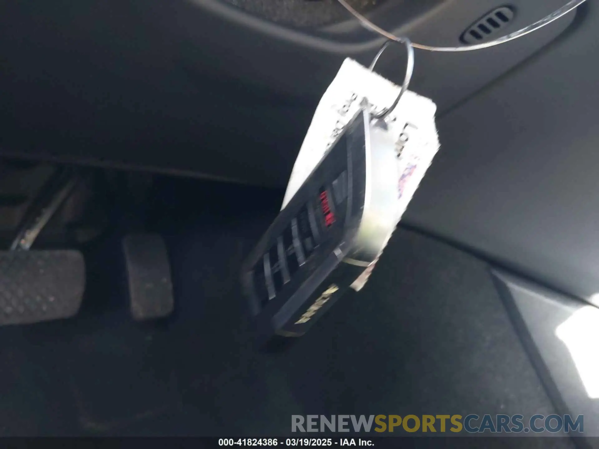 11 Фотография поврежденного автомобиля 5J8YE1H84PL014255 ACURA MDX 2023