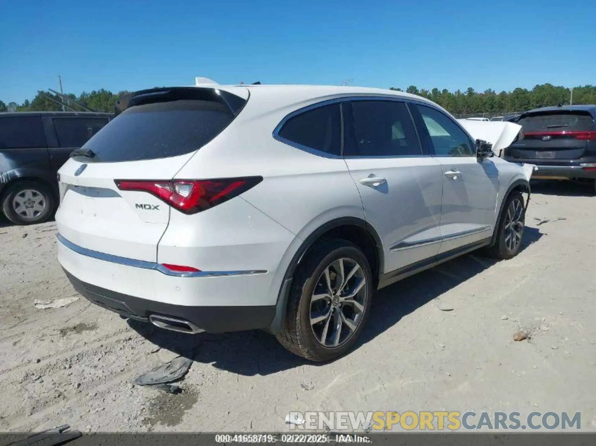 4 Photograph of a damaged car 5J8YD9H40RL001942 ACURA MDX 2024