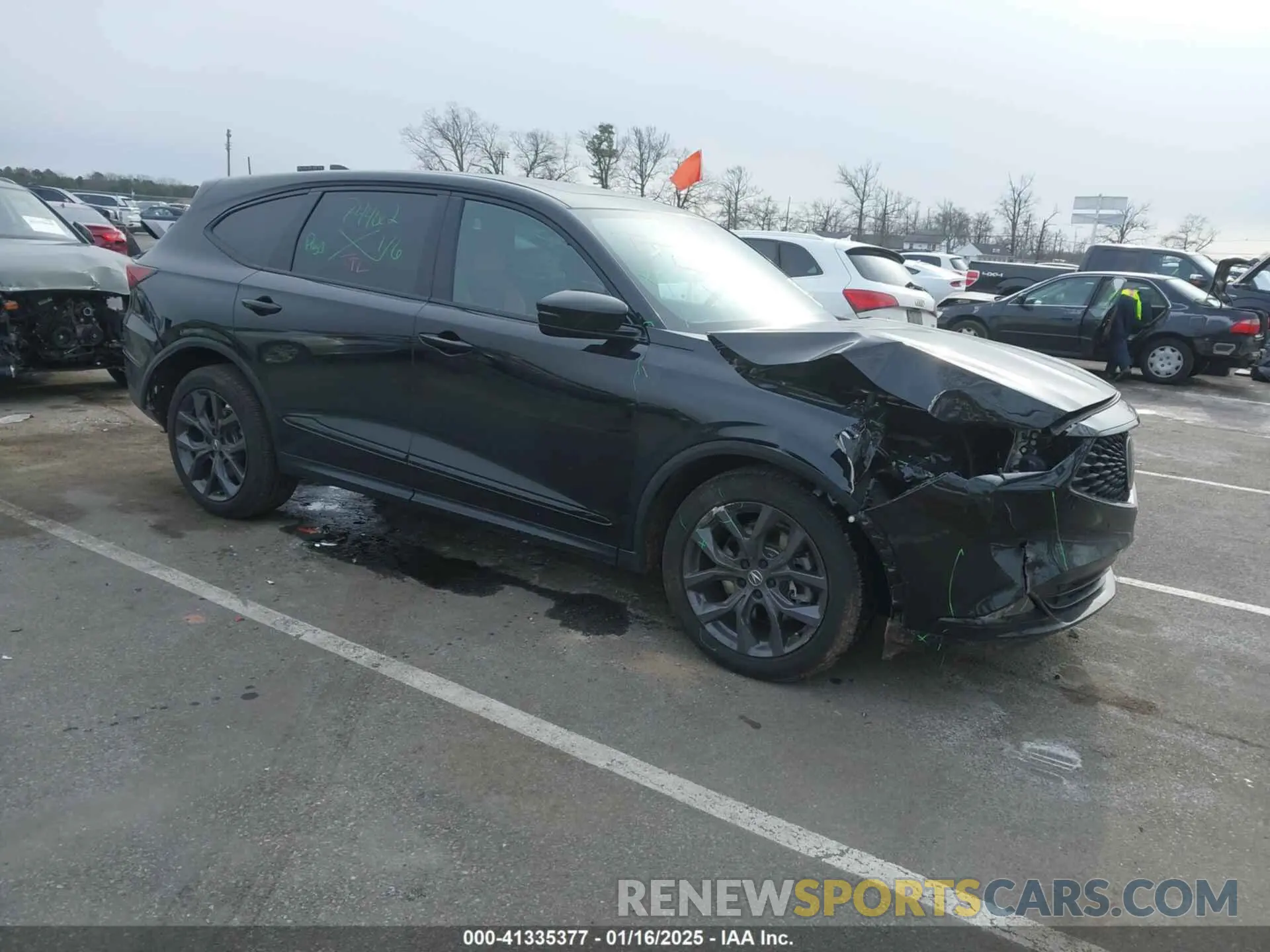 1 Фотография поврежденного автомобиля 5J8YE1H04RL014754 ACURA MDX 2024