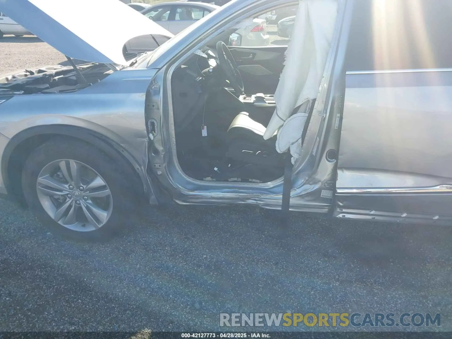 6 Photograph of a damaged car 5J8YE1H32RL034169 ACURA MDX 2024