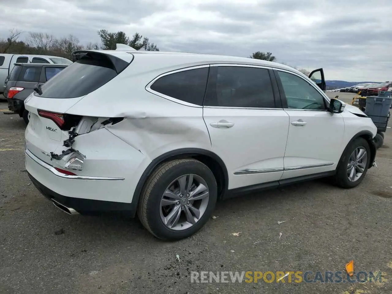 3 Фотография поврежденного автомобиля 5J8YE1H39RL019152 ACURA MDX 2024