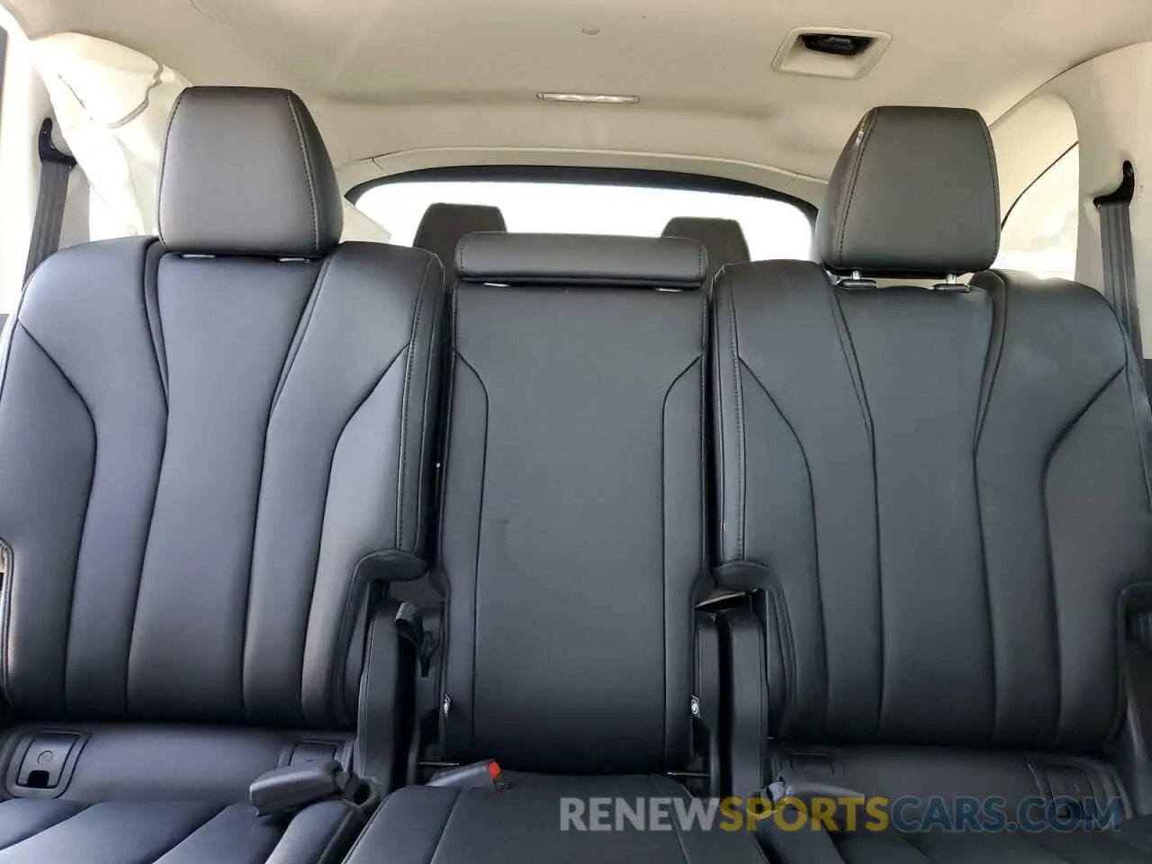10 Фотография поврежденного автомобиля 5J8YE1H3XRL002683 ACURA MDX 2024