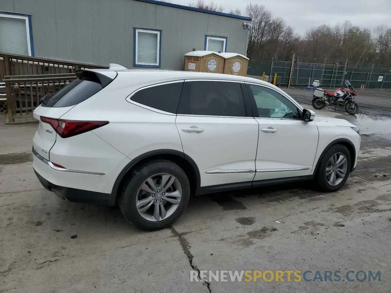 3 Photograph of a damaged car 5J8YE1H3XRL003879 ACURA MDX 2024