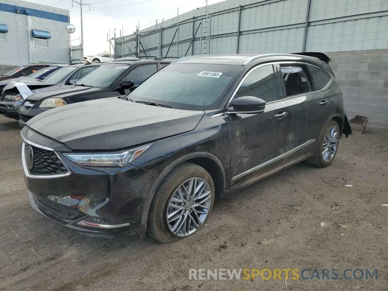 1 Photograph of a damaged car 5J8YE1H8XRL028499 ACURA MDX 2024