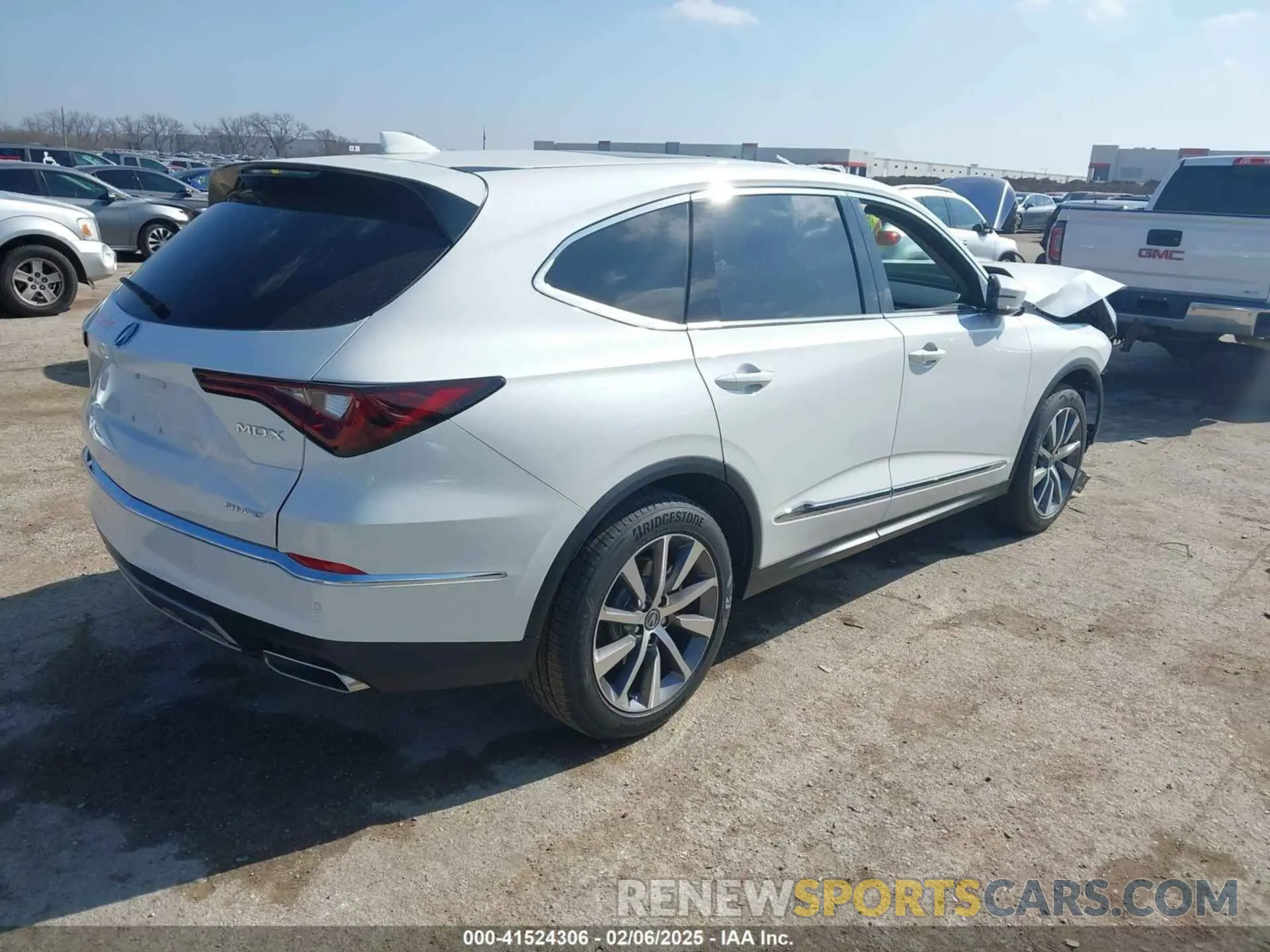4 Фотография поврежденного автомобиля 5J8YE1H45SL020376 ACURA MDX 2025