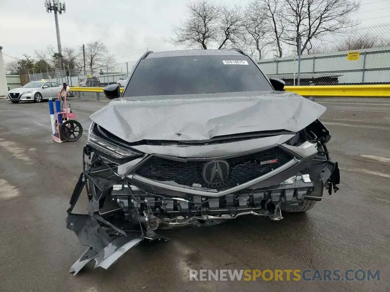 5 Photograph of a damaged car 5J8YD8H85NL003306 ACURA MDX TYPE S 2022
