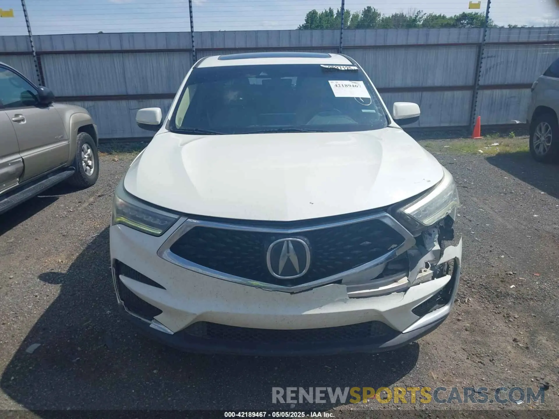 12 Photograph of a damaged car 5J8TC1H37KL015669 ACURA RDX 2019