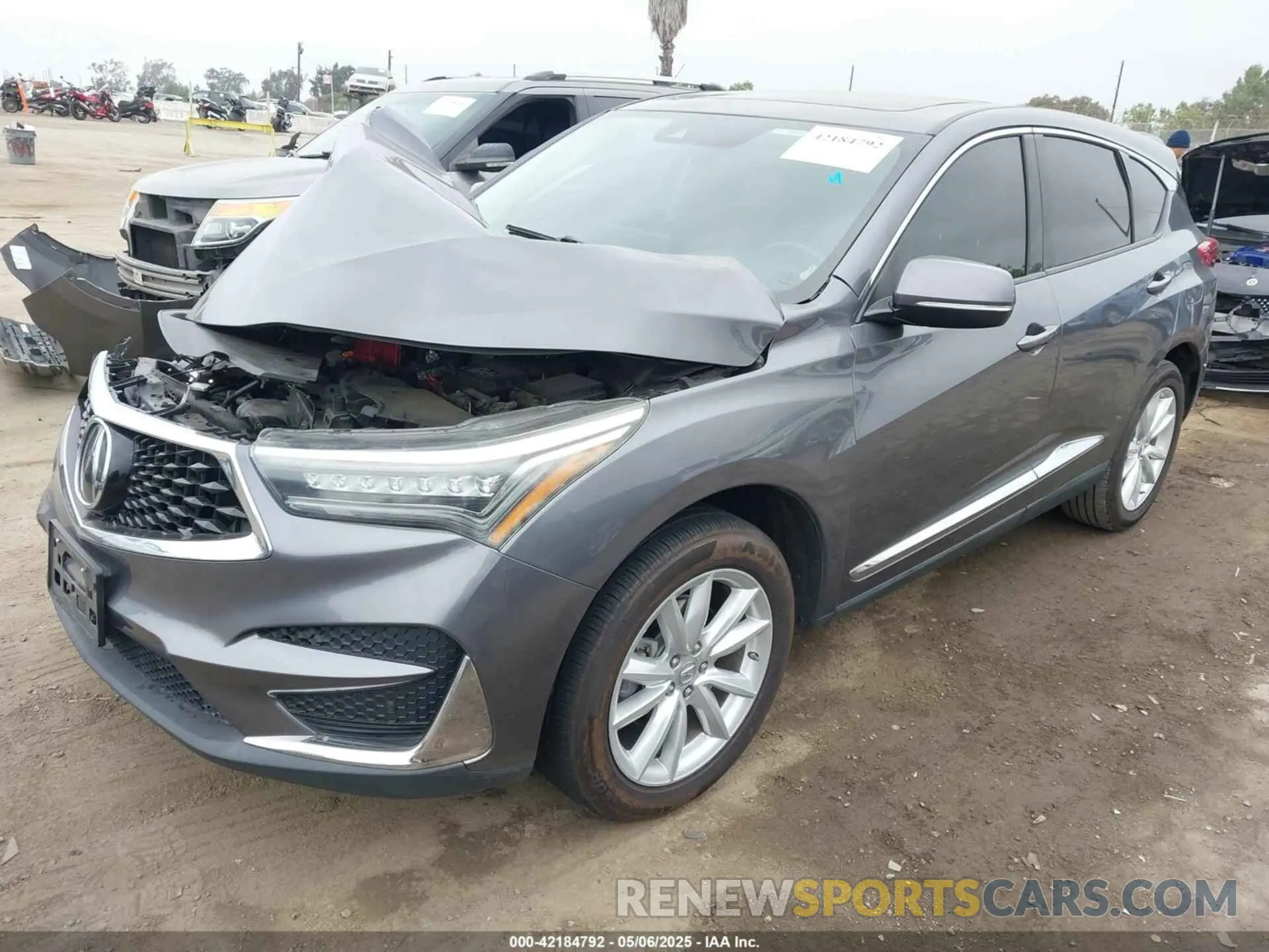 2 Фотография поврежденного автомобиля 5J8TC1H39KL000073 ACURA RDX 2019
