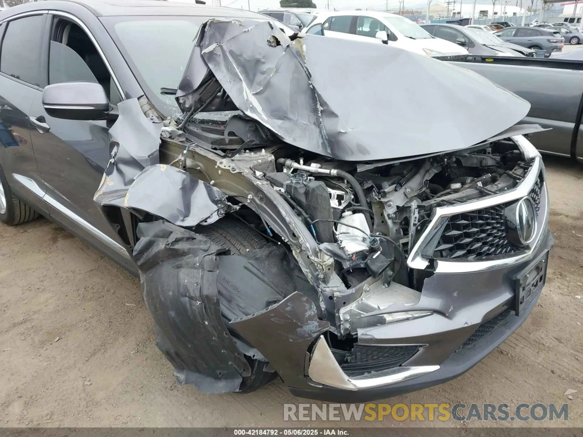 6 Фотография поврежденного автомобиля 5J8TC1H39KL000073 ACURA RDX 2019