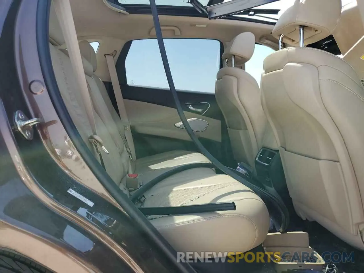 11 Фотография поврежденного автомобиля 5J8TC1H57KL013096 ACURA RDX 2019