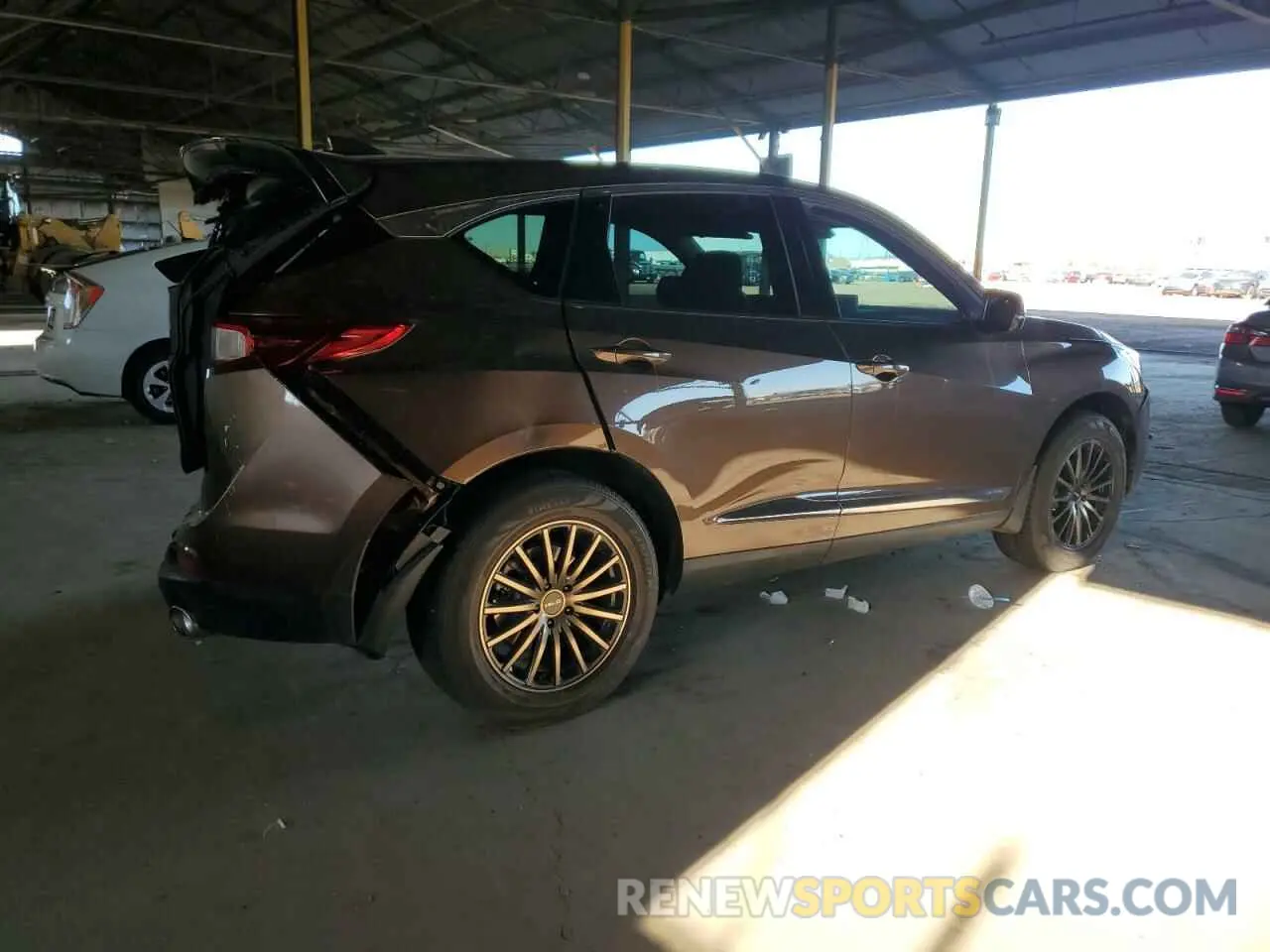 3 Фотография поврежденного автомобиля 5J8TC1H76KL008358 ACURA RDX 2019