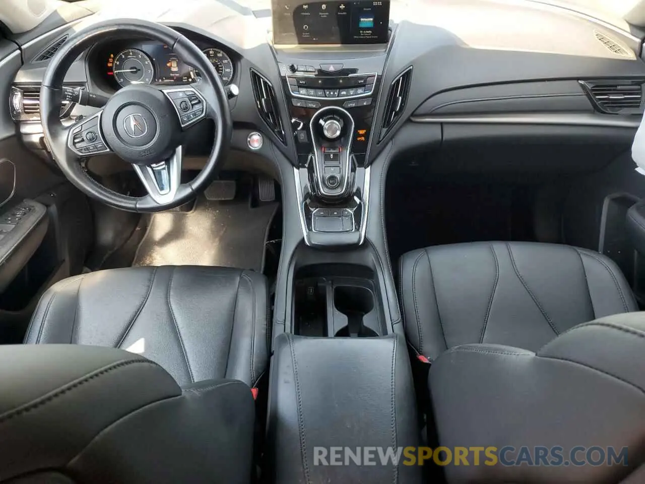 8 Photograph of a damaged car 5J8TC2H34KL033049 ACURA RDX 2019