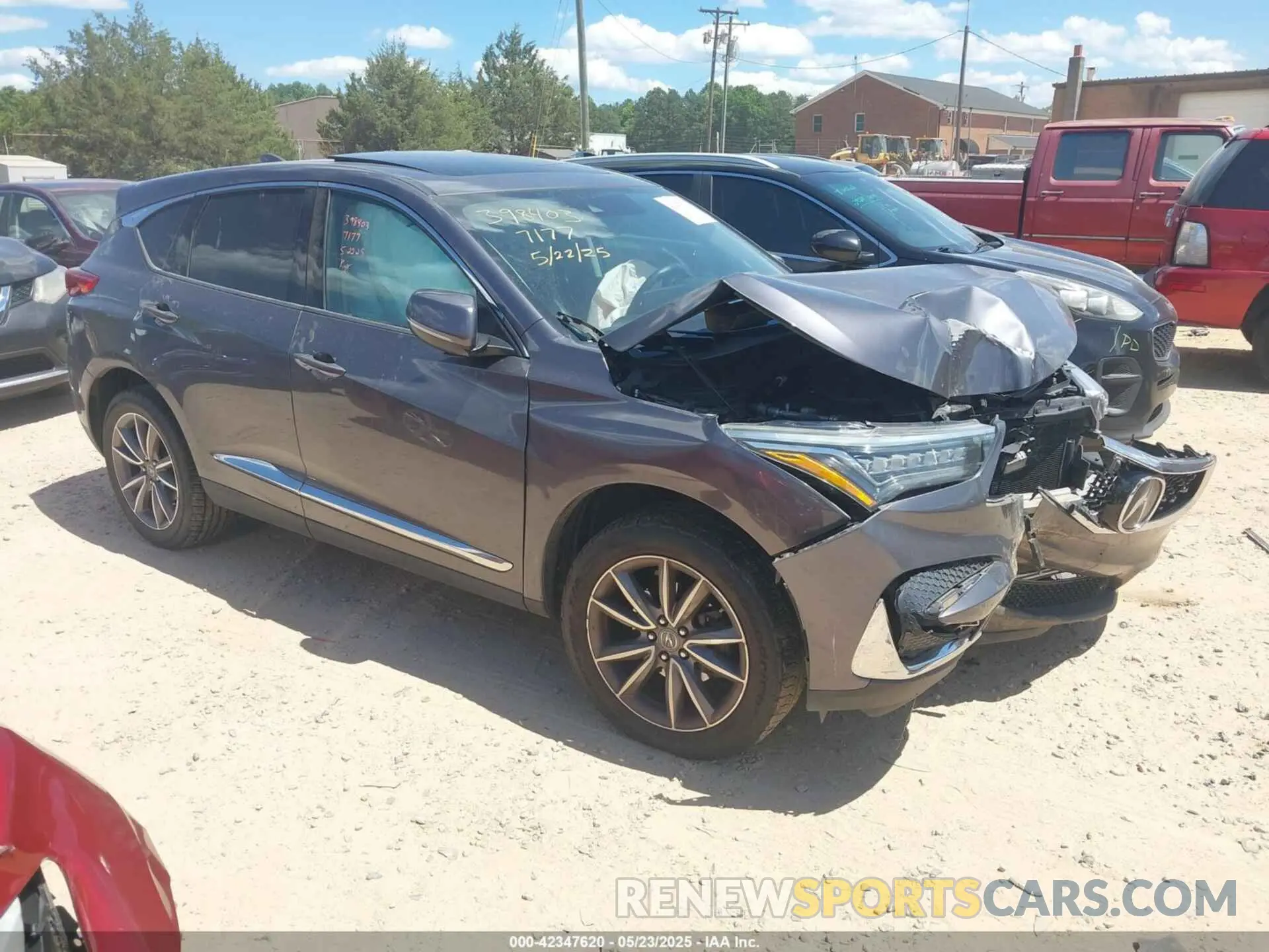 1 Photograph of a damaged car 5J8TC2H58KL017177 ACURA RDX 2019