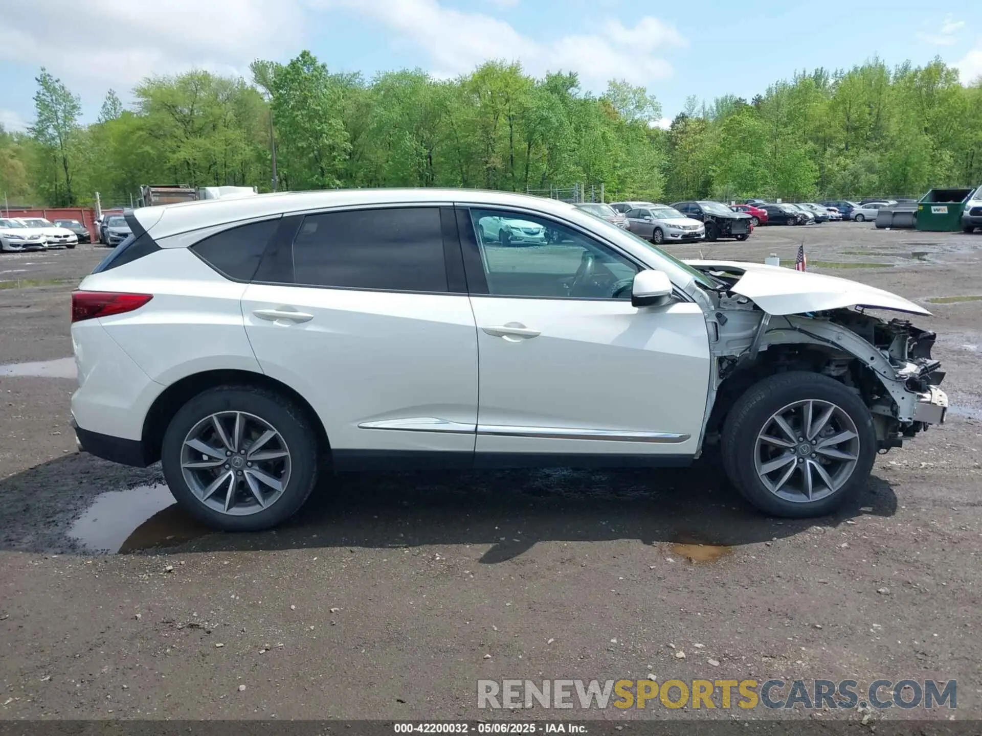 13 Photograph of a damaged car 5J8TC2H59KL003613 ACURA RDX 2019