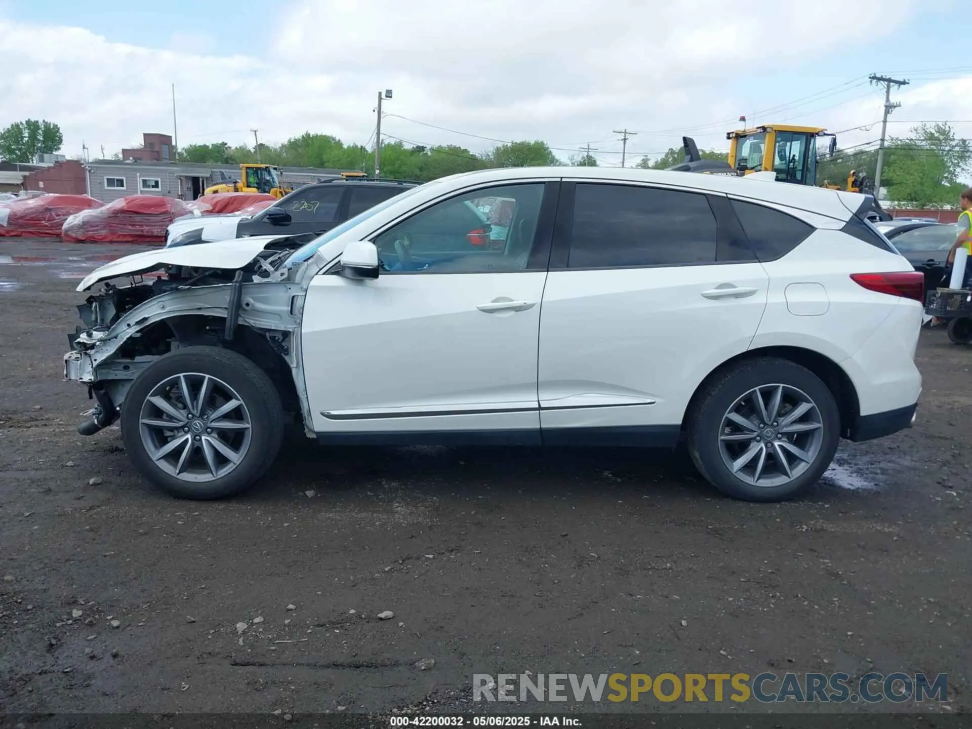 14 Photograph of a damaged car 5J8TC2H59KL003613 ACURA RDX 2019