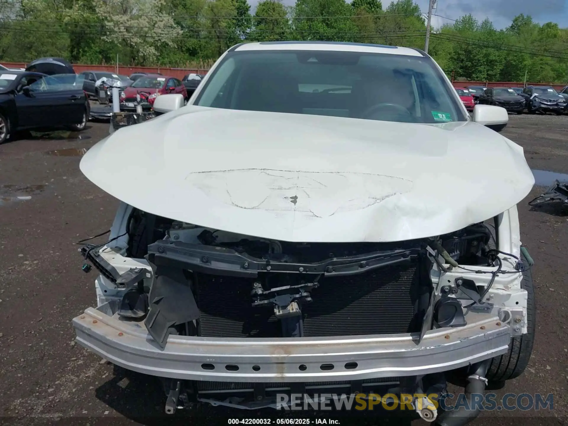 18 Photograph of a damaged car 5J8TC2H59KL003613 ACURA RDX 2019