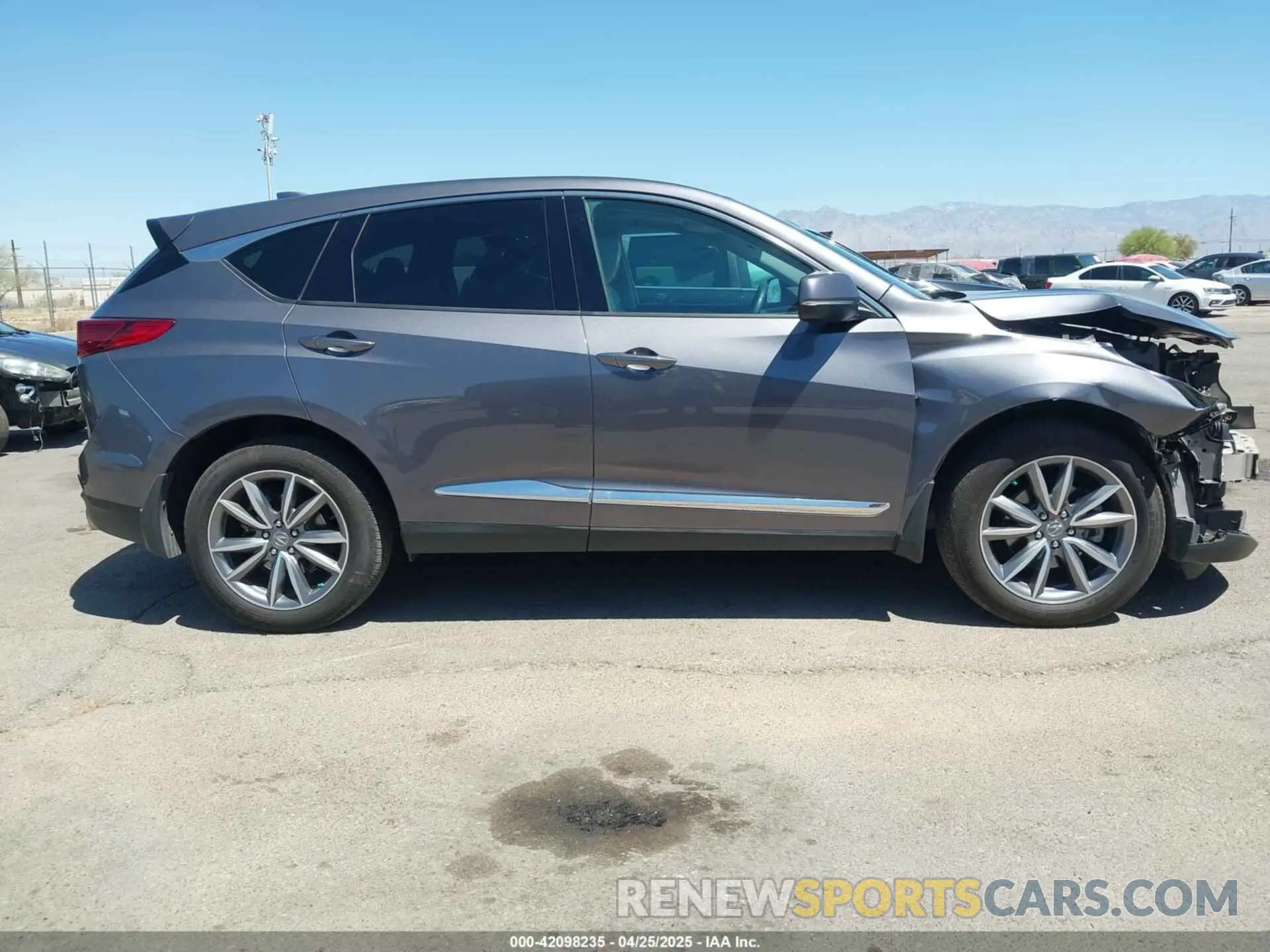 13 Photograph of a damaged car 5J8TC2H5XKL005340 ACURA RDX 2019