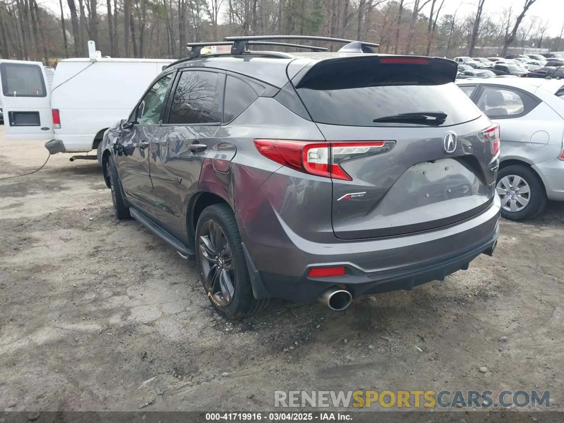 3 Photograph of a damaged car 5J8TC2H63KL028466 ACURA RDX 2019