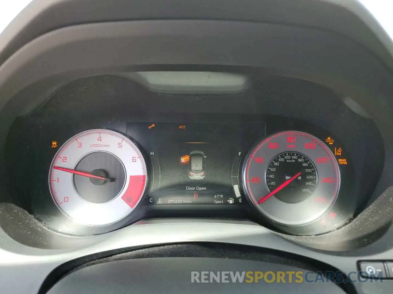 9 Photograph of a damaged car 5J8TC2H64KL014320 ACURA RDX 2019