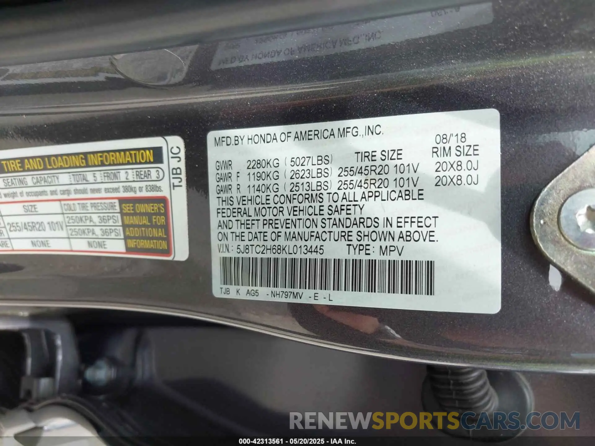 9 Photograph of a damaged car 5J8TC2H68KL013445 ACURA RDX 2019