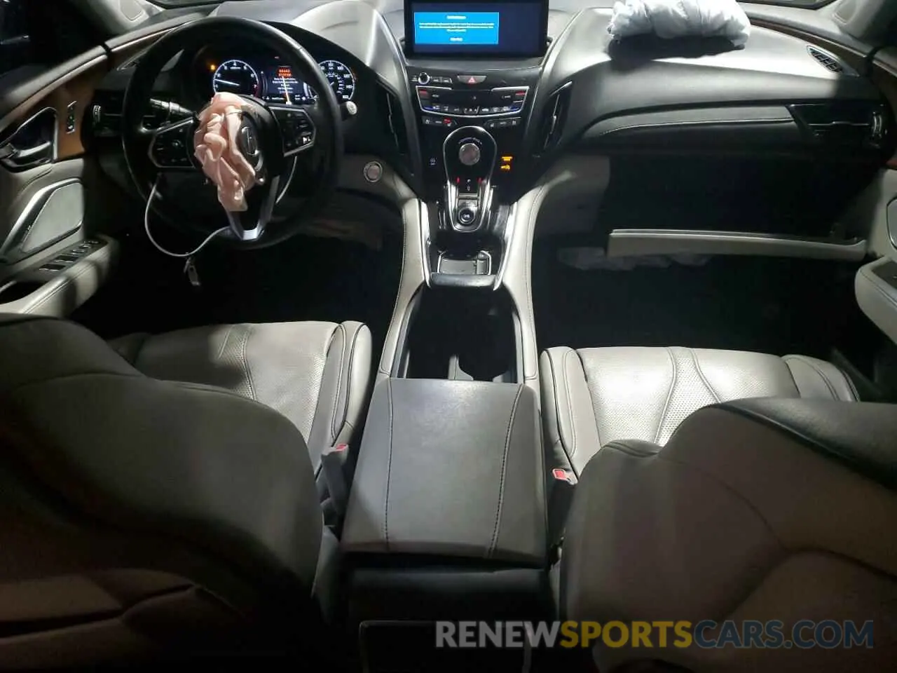 8 Photograph of a damaged car 5J8TC2H74KL001754 ACURA RDX 2019