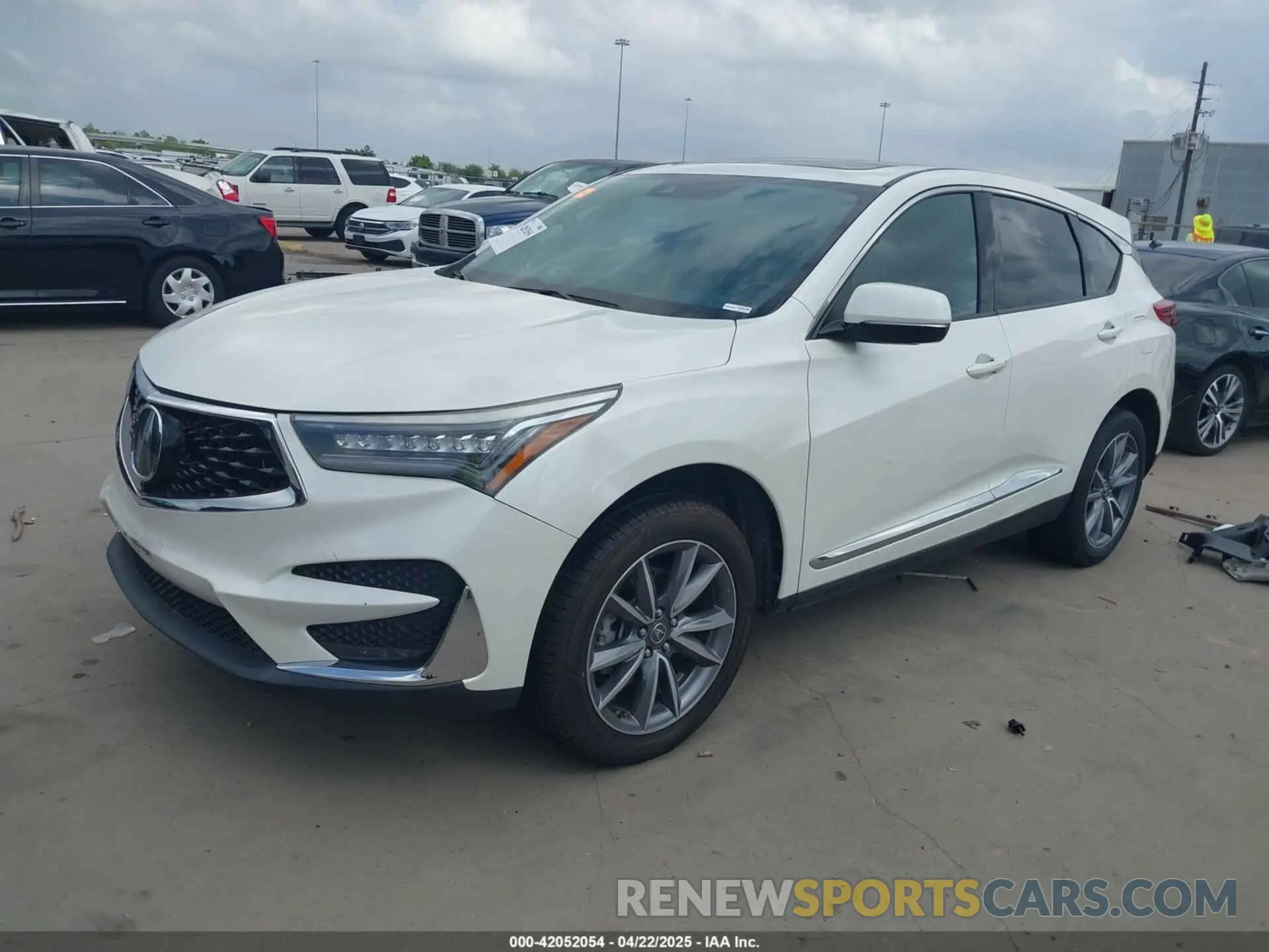 2 Photograph of a damaged car 5J8TC2H7XKL018039 ACURA RDX 2019