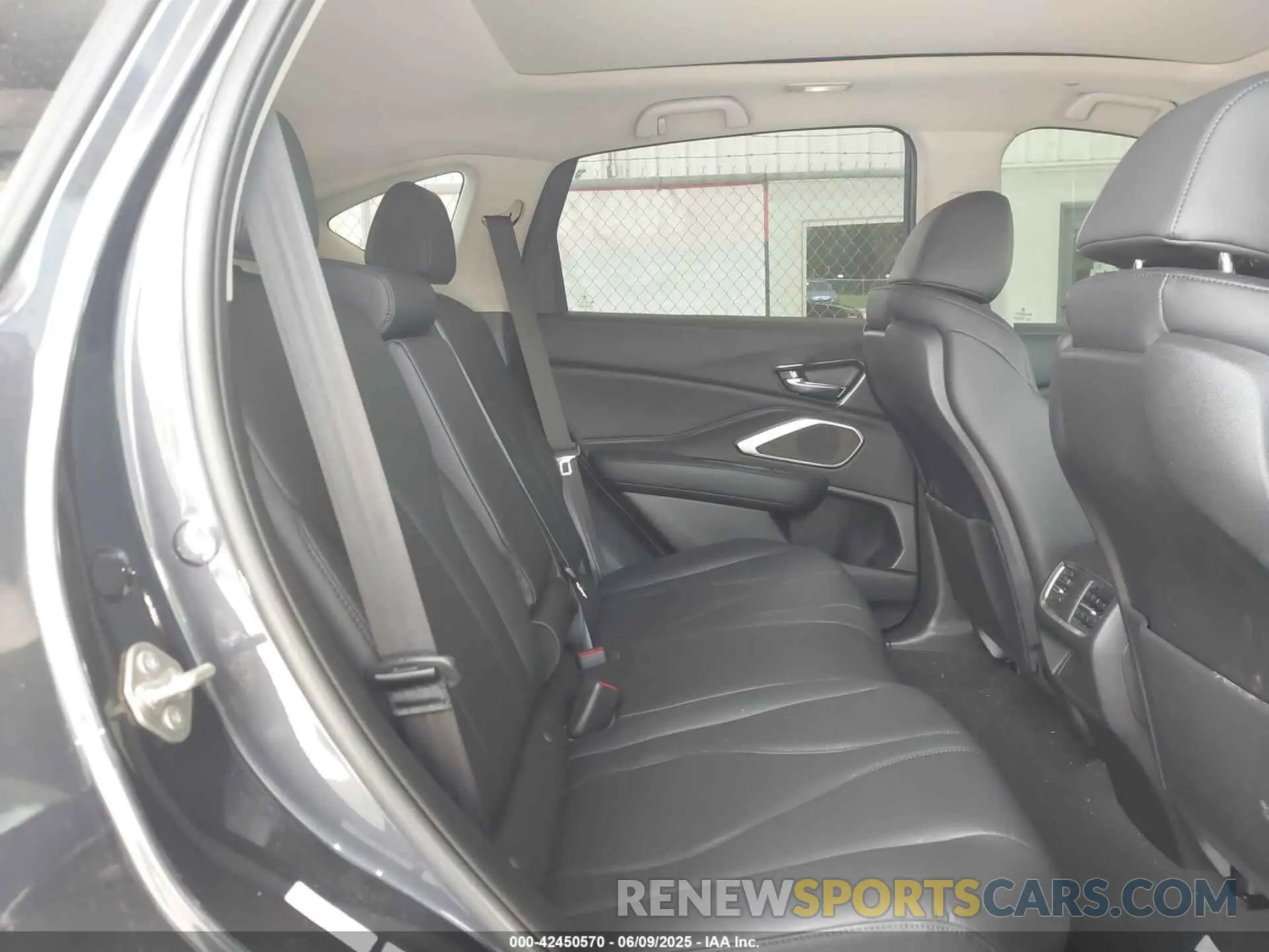 8 Photograph of a damaged car 5J8TC1H37LL008478 ACURA RDX 2020