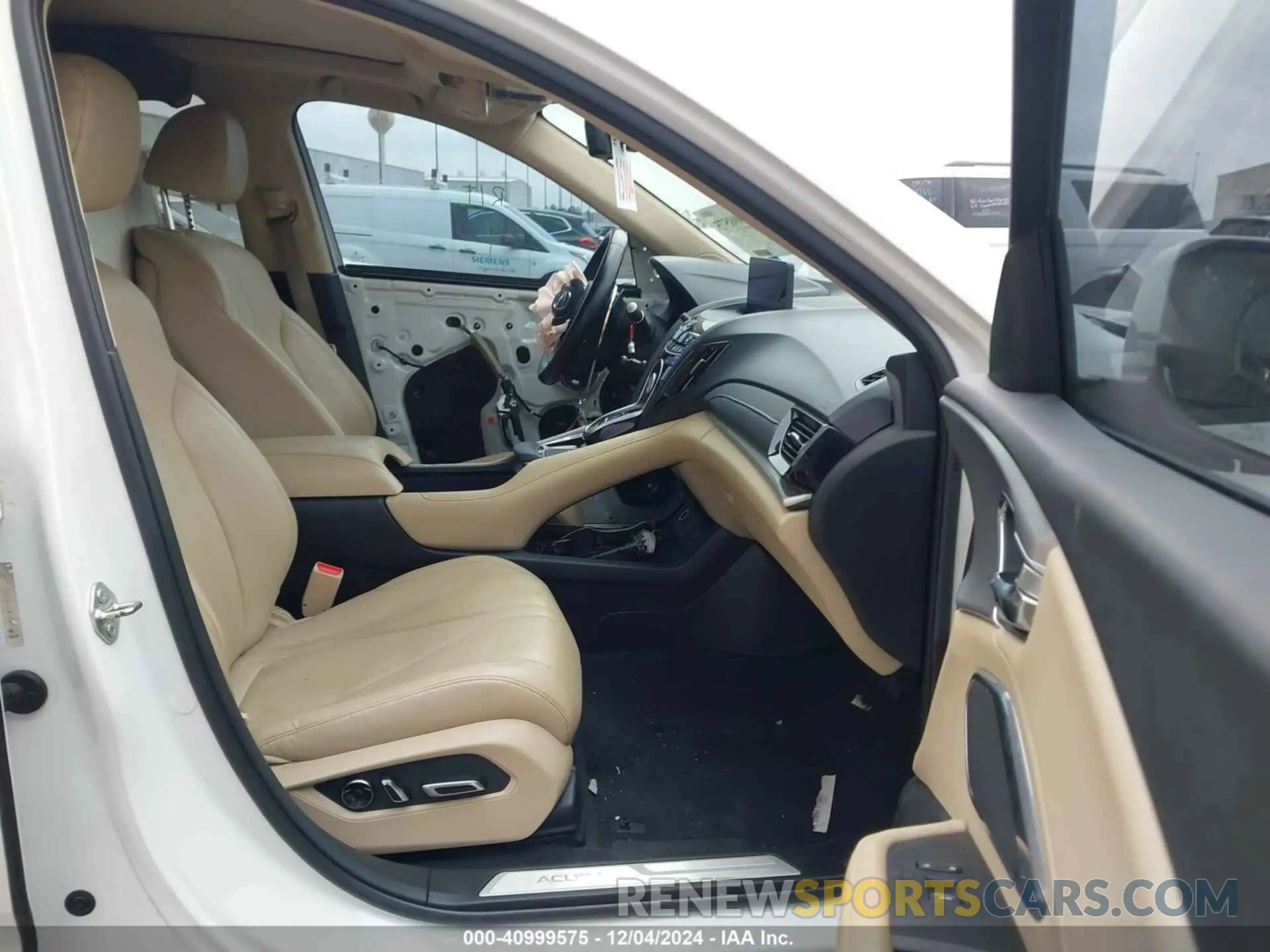 5 Фотография поврежденного автомобиля 5J8TC1H38LL011552 ACURA RDX 2020