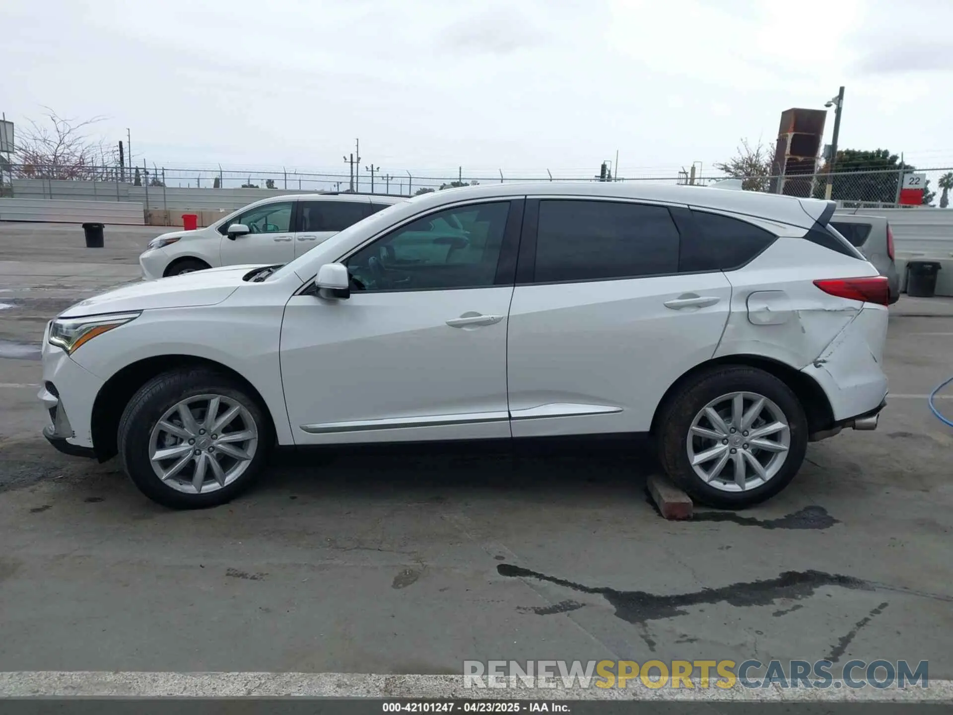 15 Фотография поврежденного автомобиля 5J8TC1H3XLL013710 ACURA RDX 2020