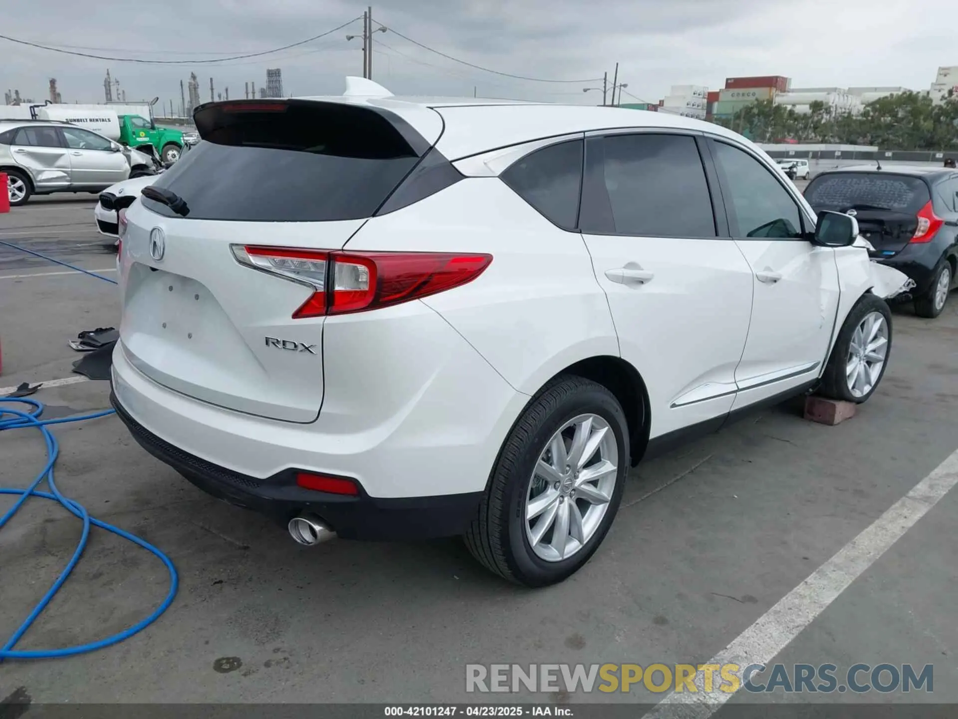 4 Фотография поврежденного автомобиля 5J8TC1H3XLL013710 ACURA RDX 2020