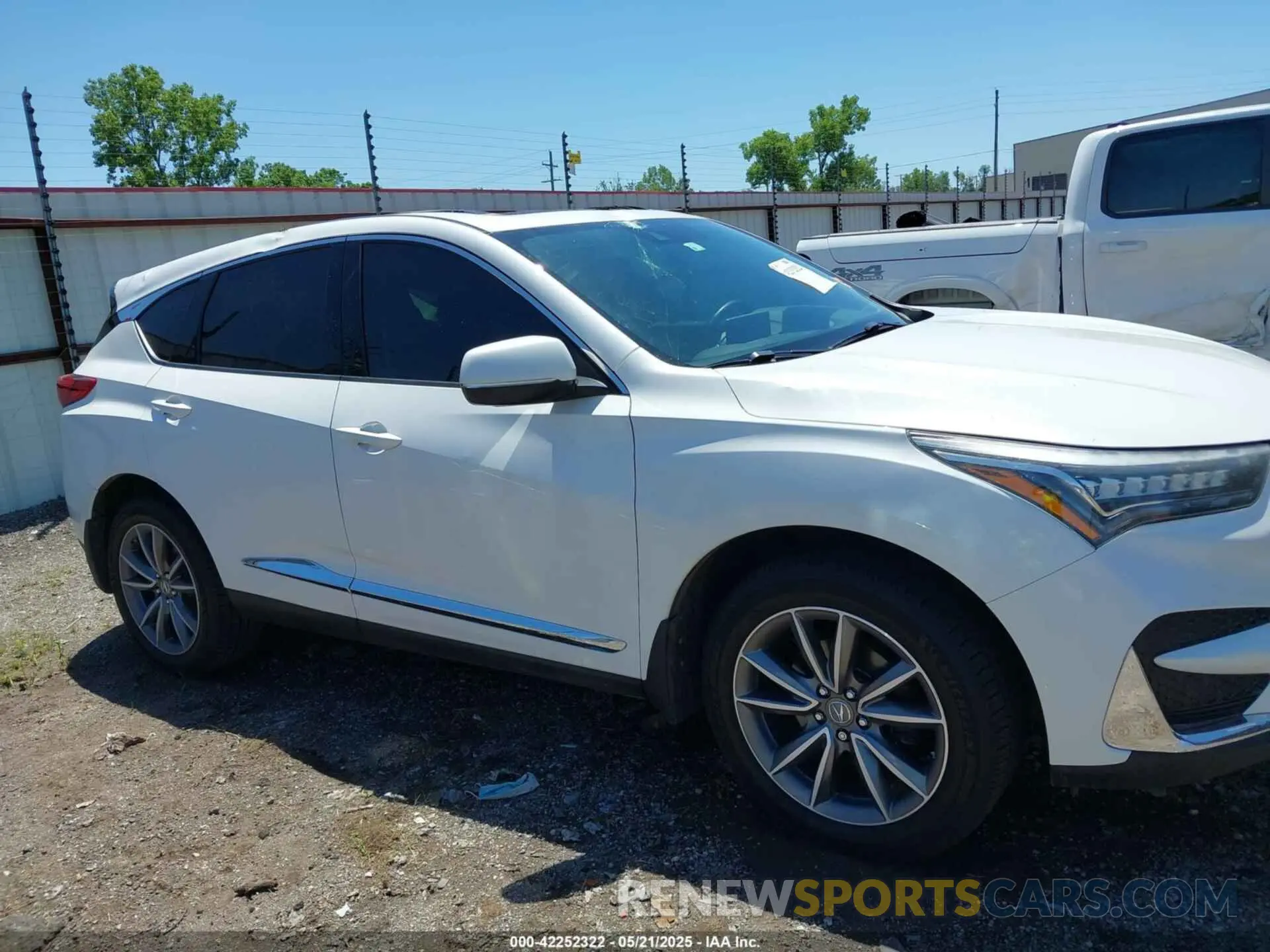 13 Фотография поврежденного автомобиля 5J8TC1H50LL004449 ACURA RDX 2020
