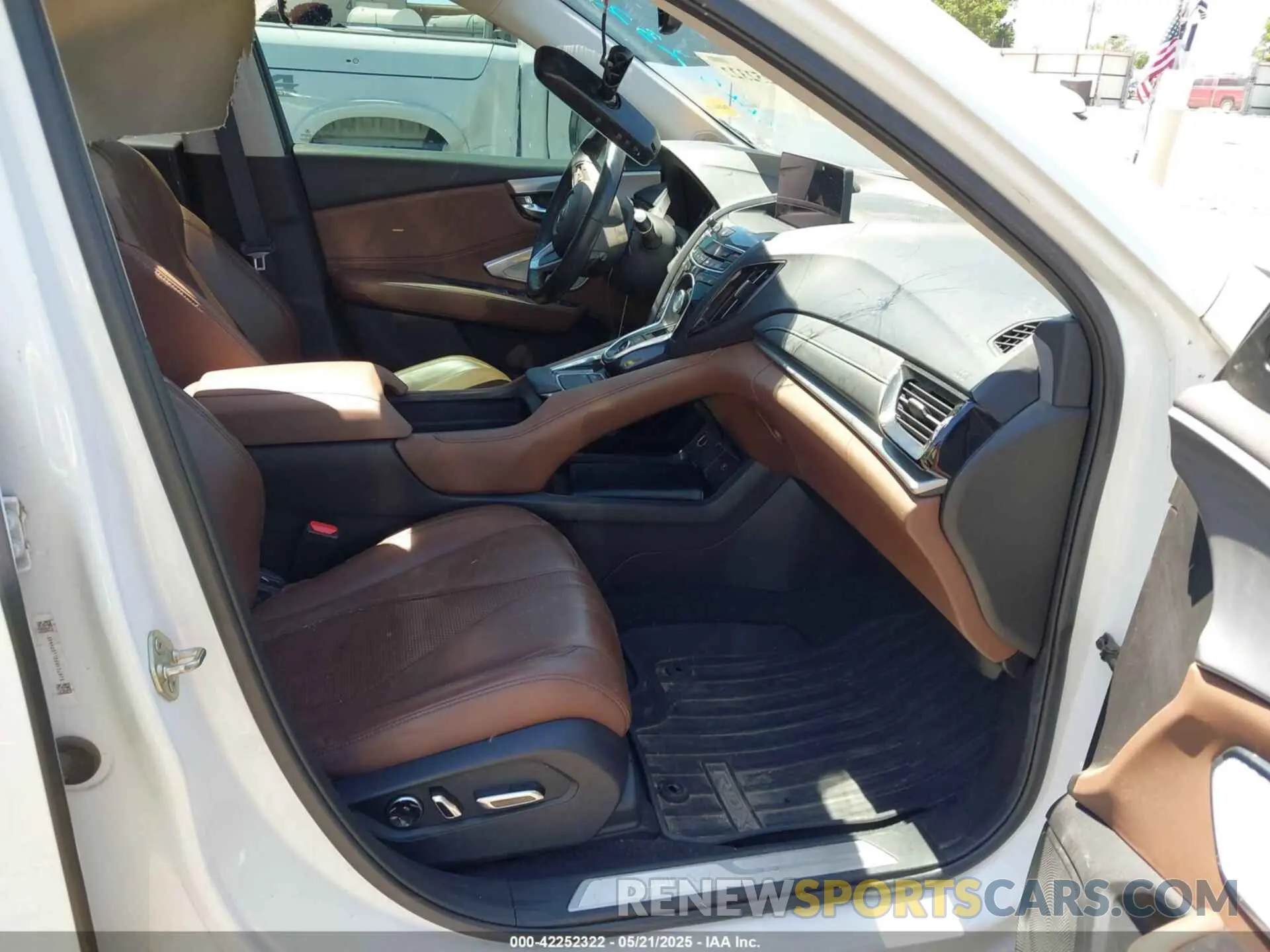 5 Фотография поврежденного автомобиля 5J8TC1H50LL004449 ACURA RDX 2020