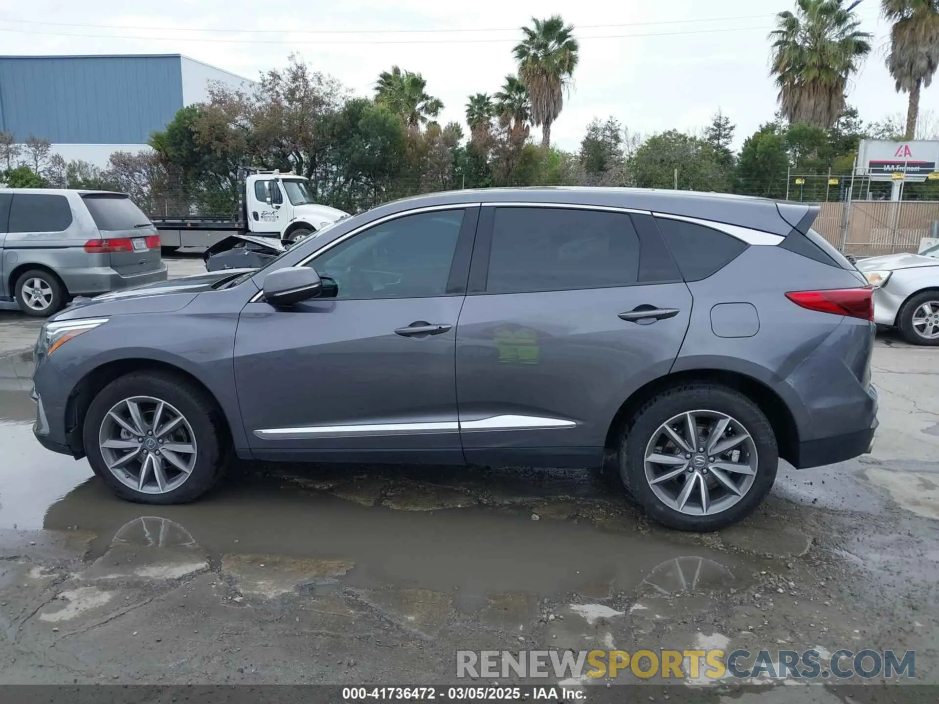 14 Photograph of a damaged car 5J8TC1H58LL012668 ACURA RDX 2020