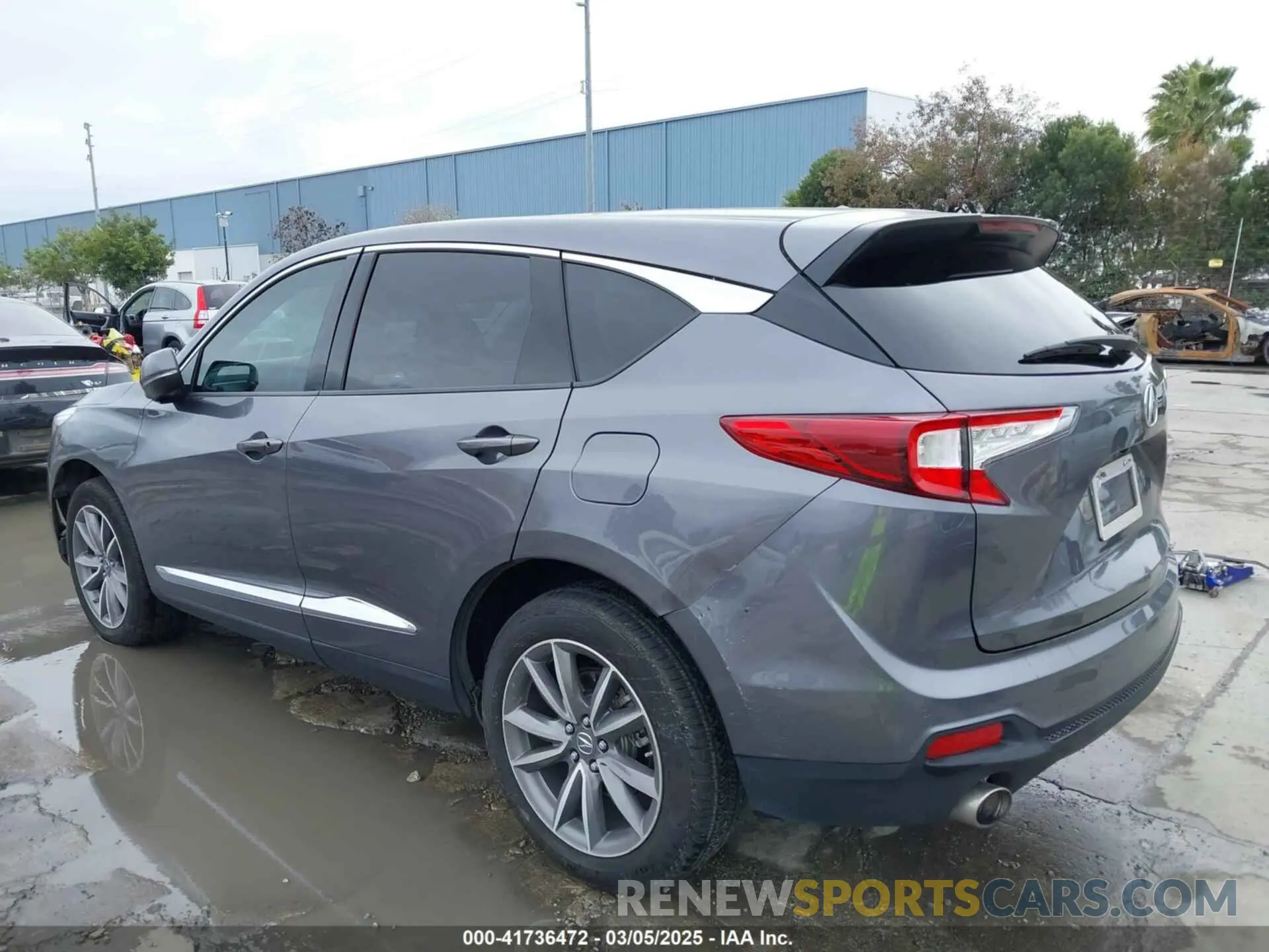 6 Photograph of a damaged car 5J8TC1H58LL012668 ACURA RDX 2020