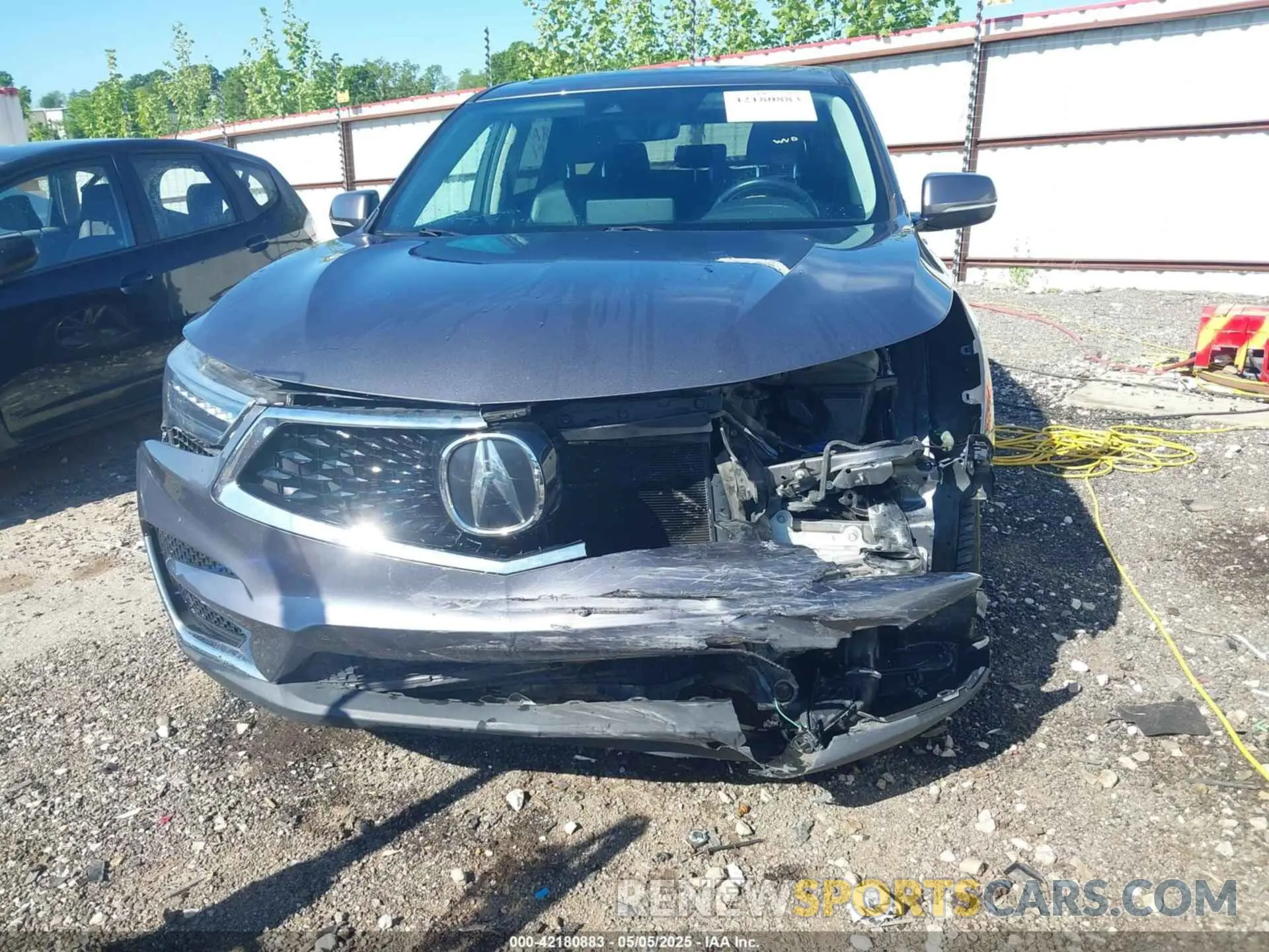 6 Photograph of a damaged car 5J8TC1H59LL006376 ACURA RDX 2020