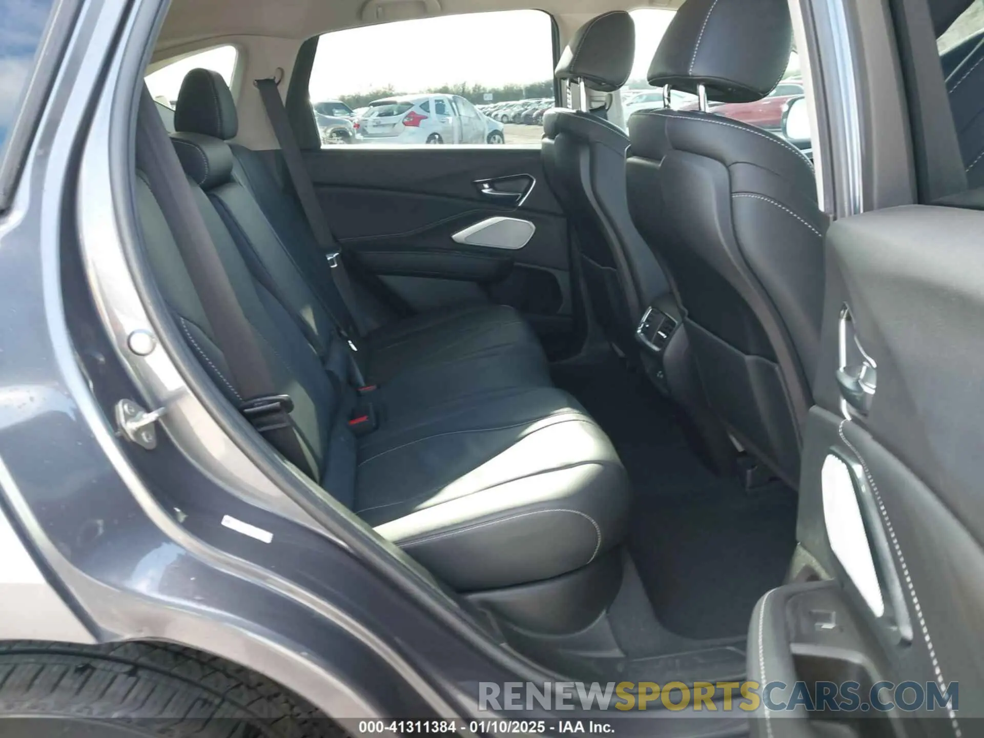 8 Photograph of a damaged car 5J8TC1H5XLL003924 ACURA RDX 2020
