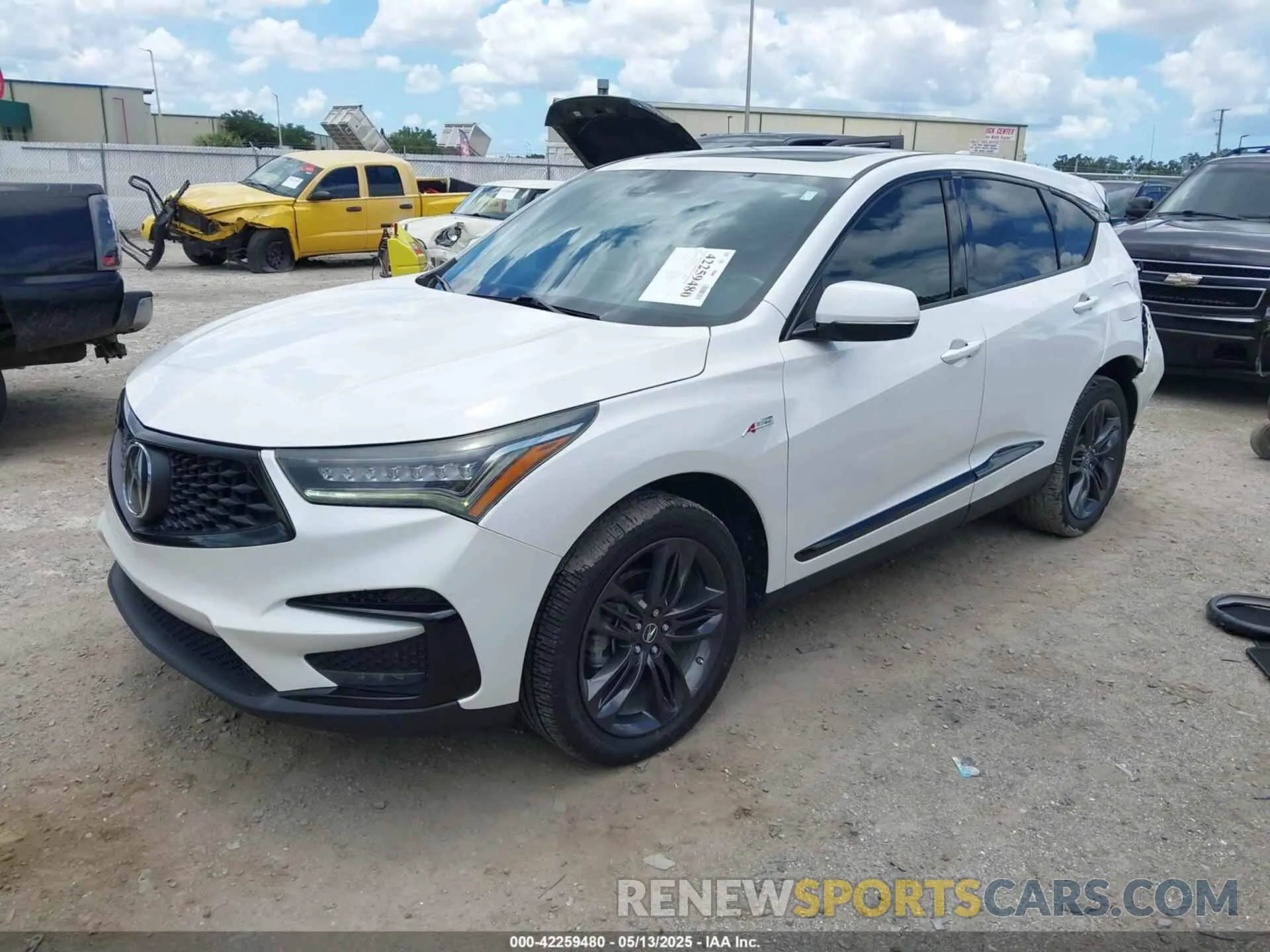 2 Photograph of a damaged car 5J8TC1H65LL014130 ACURA RDX 2020