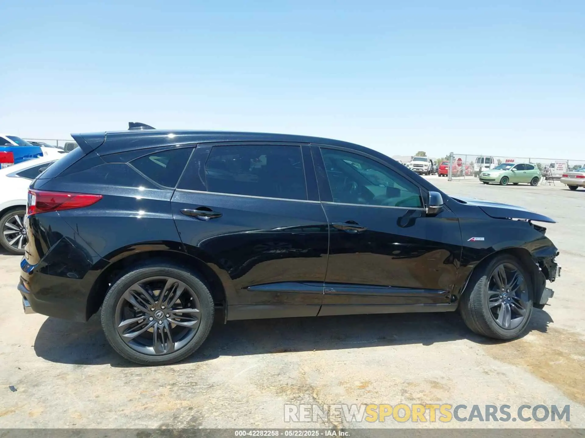 13 Photograph of a damaged car 5J8TC1H6XLL011594 ACURA RDX 2020