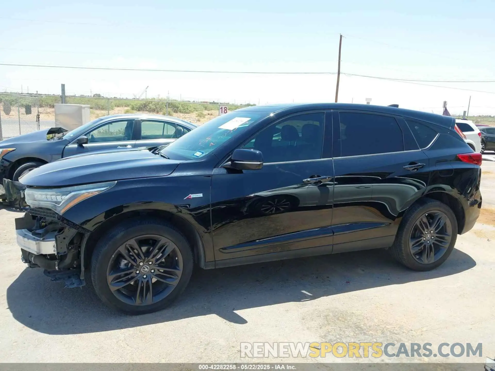 14 Photograph of a damaged car 5J8TC1H6XLL011594 ACURA RDX 2020