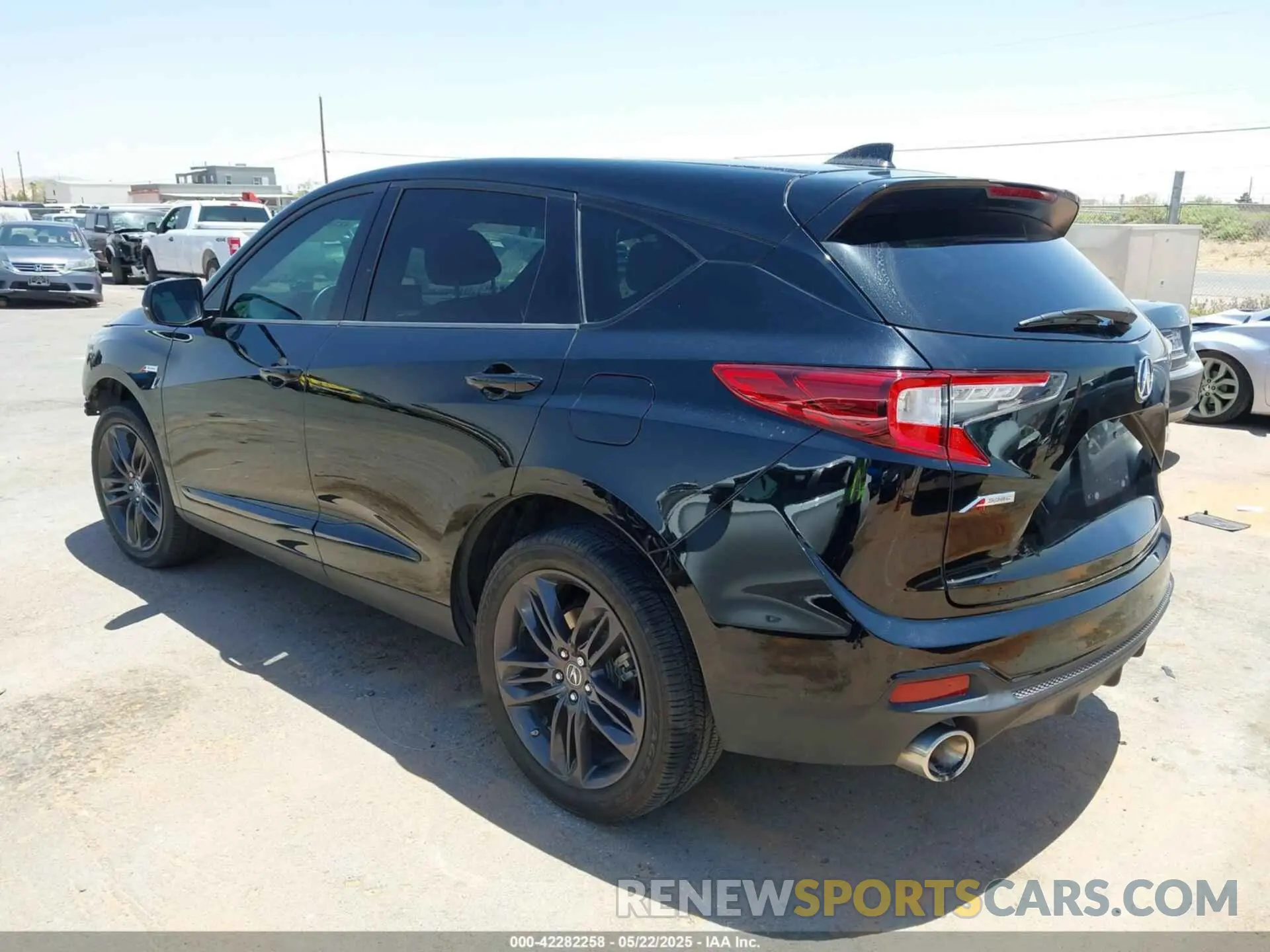 3 Photograph of a damaged car 5J8TC1H6XLL011594 ACURA RDX 2020