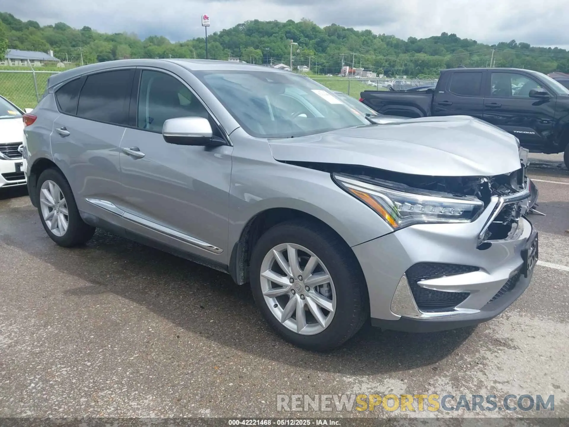 1 Photograph of a damaged car 5J8TC2H39LL000761 ACURA RDX 2020