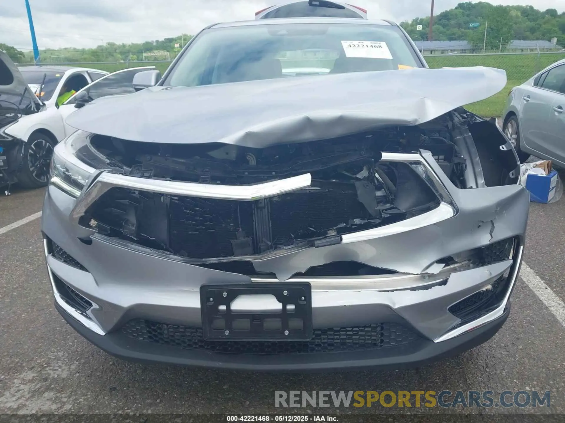 6 Photograph of a damaged car 5J8TC2H39LL000761 ACURA RDX 2020