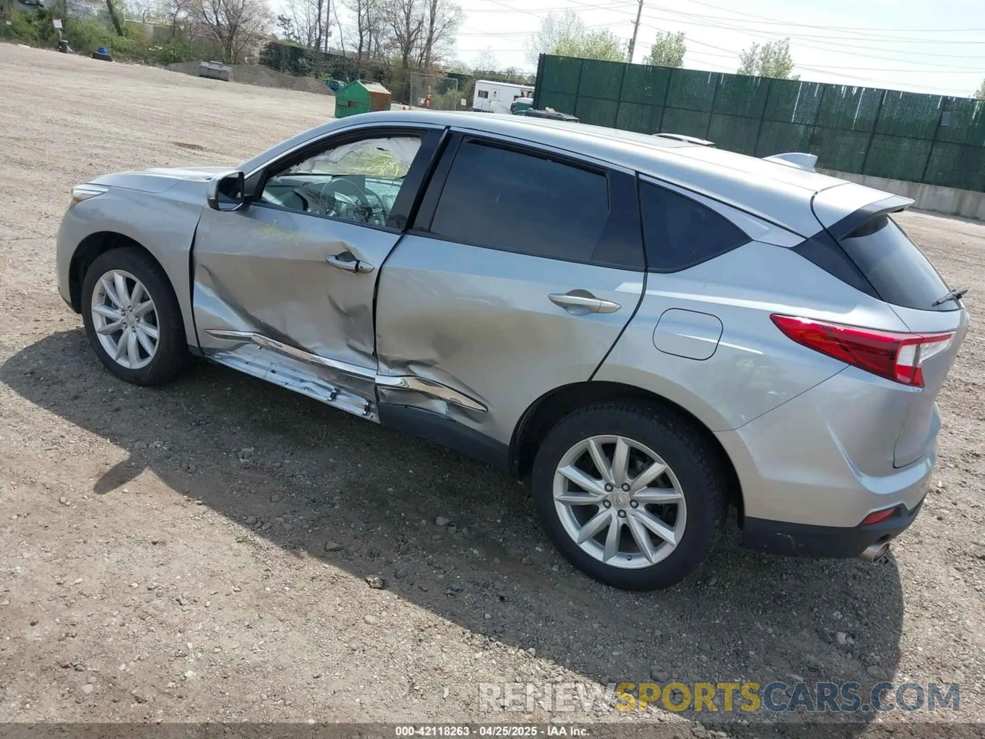3 Фотография поврежденного автомобиля 5J8TC2H39LL007807 ACURA RDX 2020