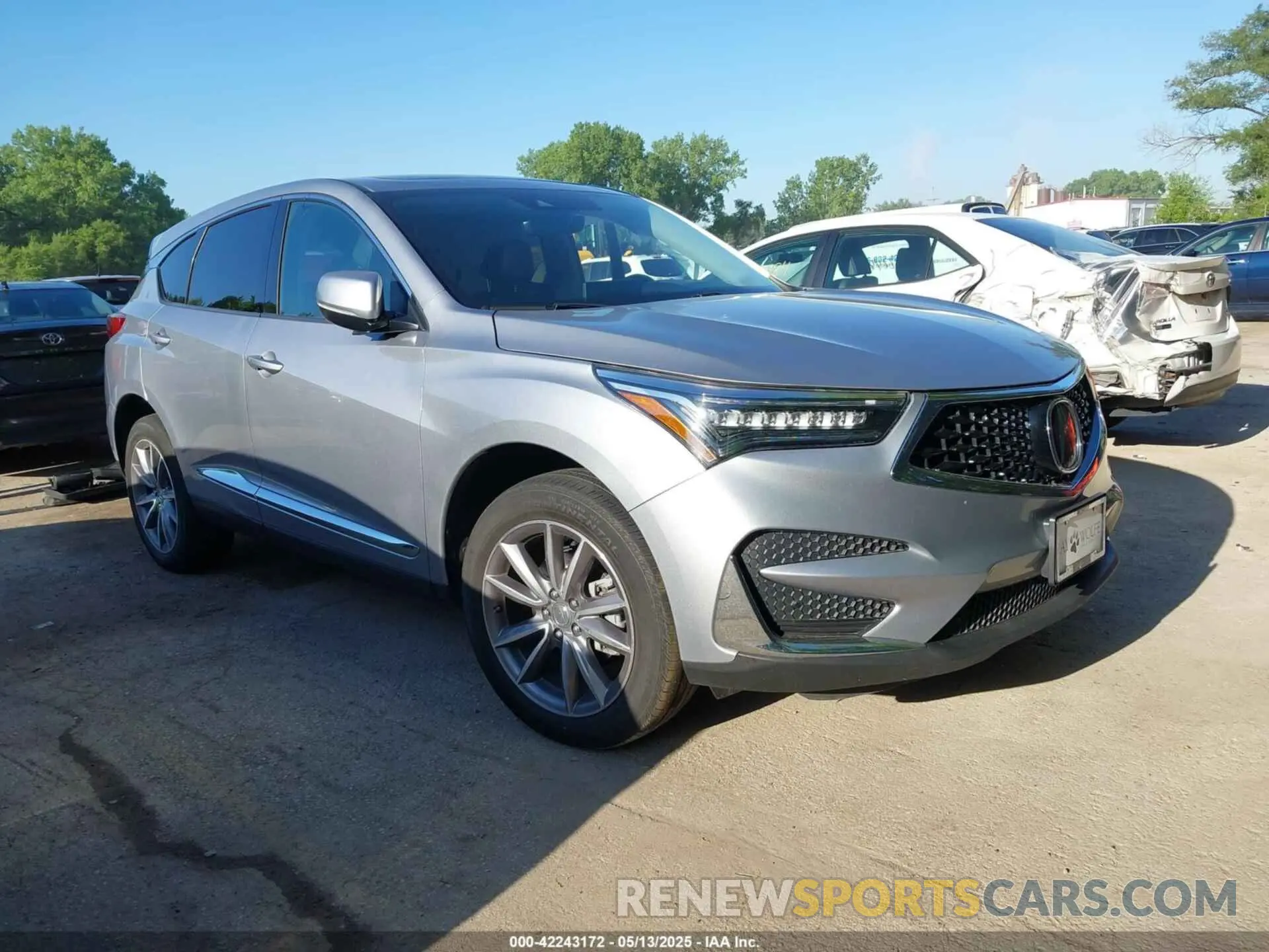 1 Фотография поврежденного автомобиля 5J8TC2H5XLL017439 ACURA RDX 2020
