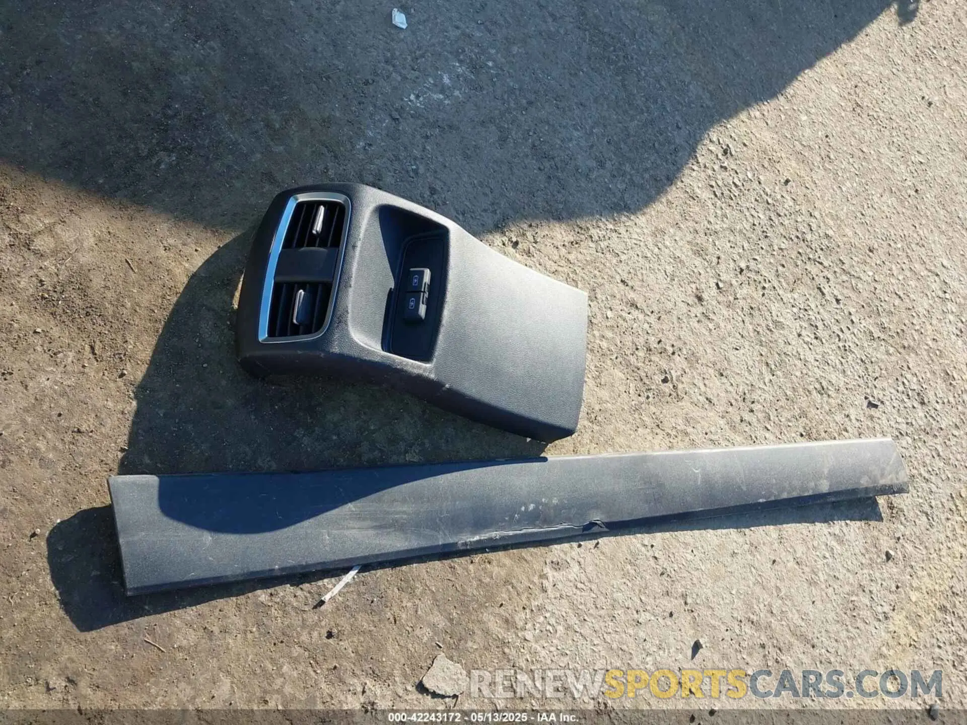 12 Фотография поврежденного автомобиля 5J8TC2H5XLL017439 ACURA RDX 2020