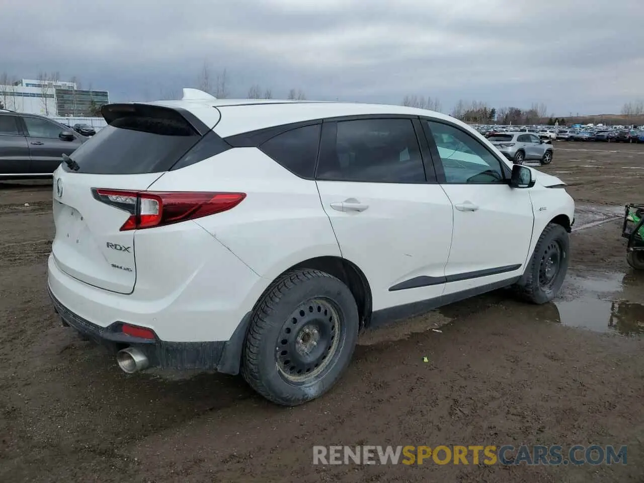 3 Photograph of a damaged car 5J8TC2H60LL805672 ACURA RDX 2020