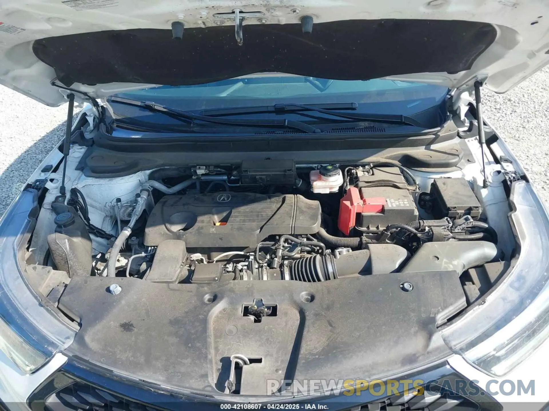 10 Photograph of a damaged car 5J8TC2H61LL013353 ACURA RDX 2020